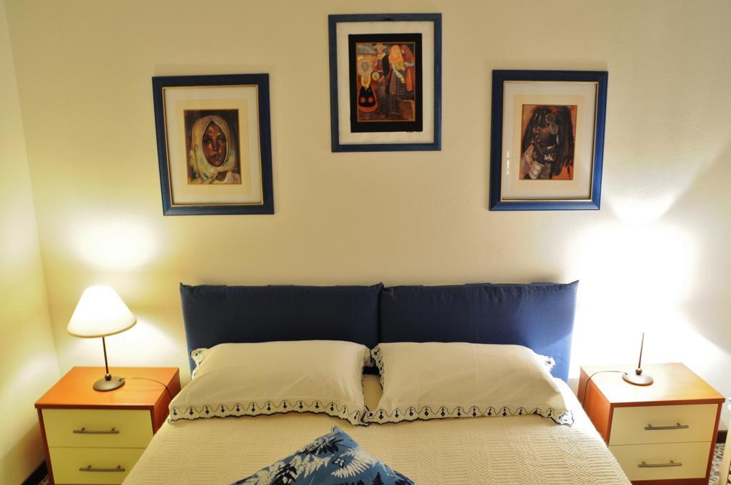 Casa Tarragona Panzió Alghero Szoba fotó